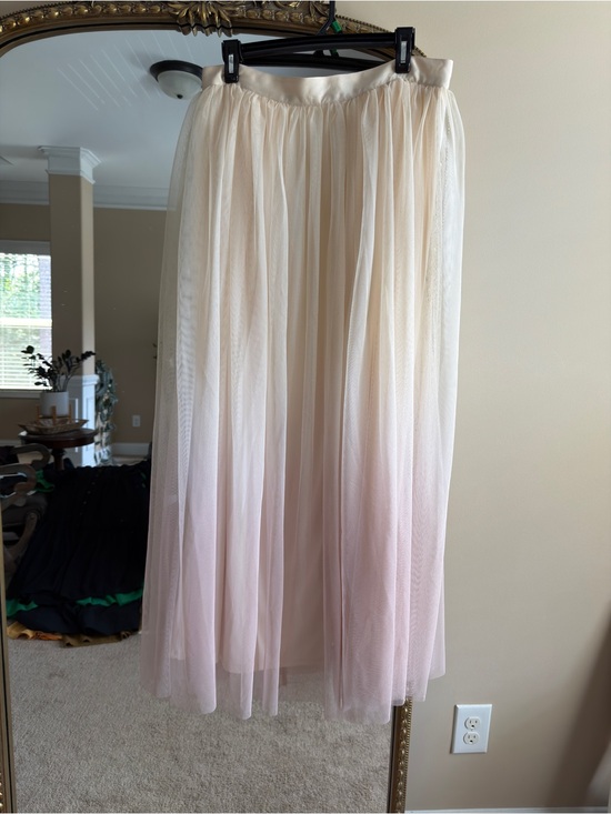 LC Lauren Conrad Dresses & Skirts - Women’s Cream & Blush Ombré Tulle Maxi Skirt